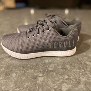 No Bill Training Shoes